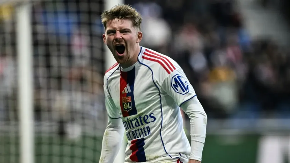 Pavel Sulc nhanh chóng trở thành trụ cột Lyon. Ảnh: AFP
