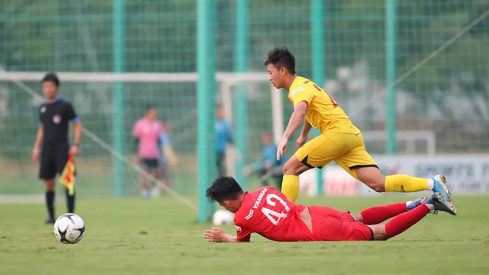 Cầu thủ trẻ cần nhiều trận đấu để cọ xát. Ảnh: MINH HOÀNG 