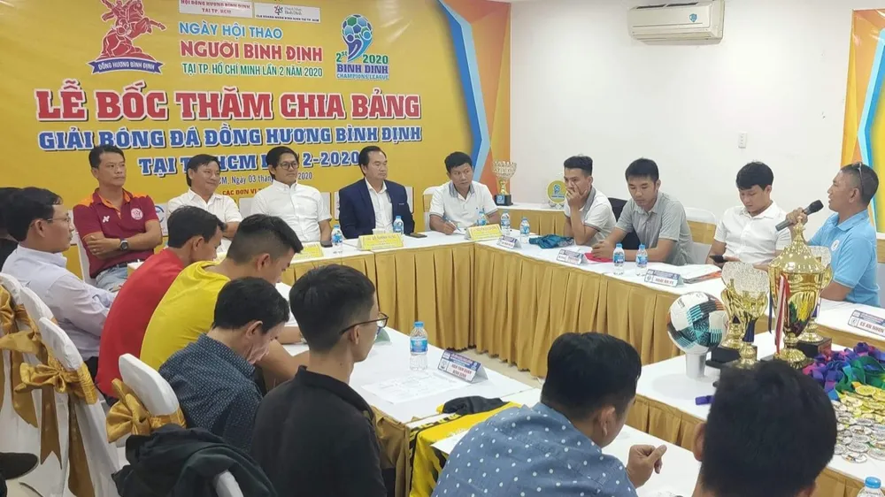 Năm nay có 18 đội tham dự môn bóng đá. Ảnh: DŨNG PHƯƠNG 