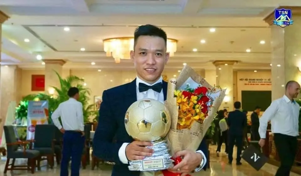 Văn Vũ với 3 lần đoạt Quả bóng vàng Futsal 