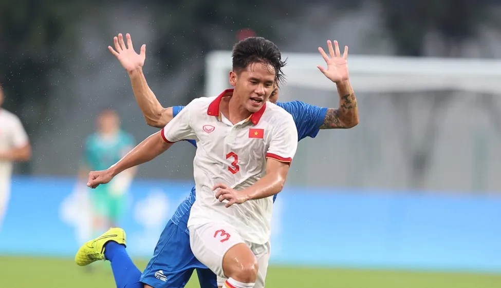 Oympic Việt Nam thắng trận ra quân nhưng với người hâm mộ thì chưa "ngọt" lắm khi bị thủng lưới 2 bàn