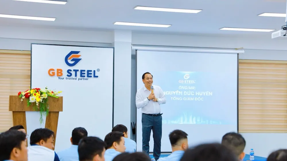 Tổng giám đốc Nguyễn Đức Huyên chia sẻ tại buổi lễ