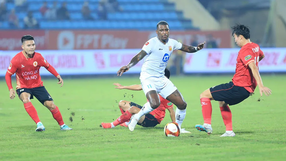 CAHN FC đang có phong độ thiếu ổn định sau khi thay HLV