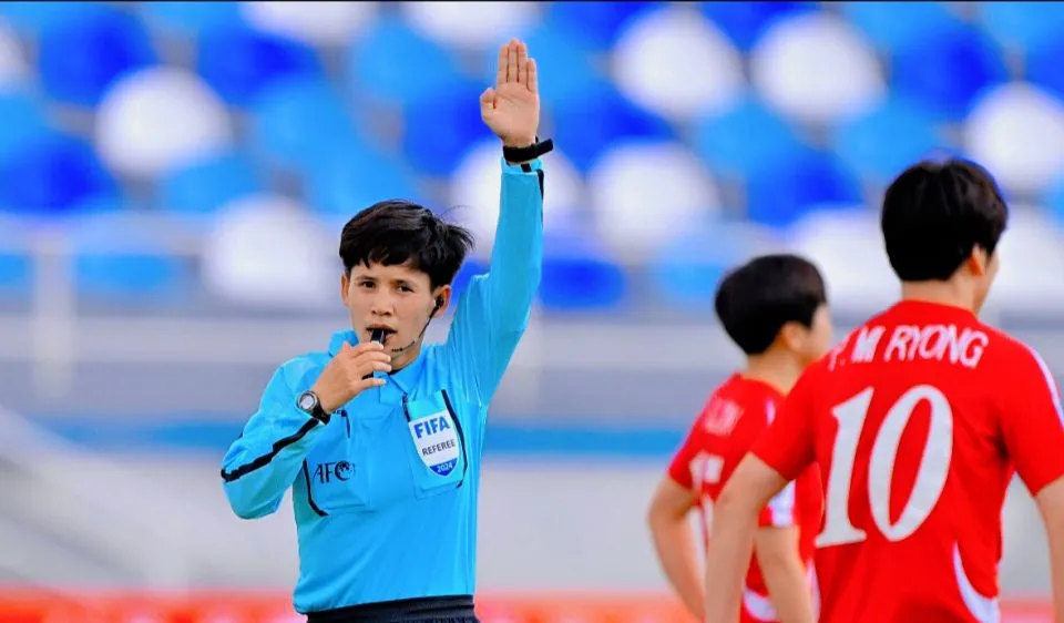 Trọng tài Lê Thị Ly
