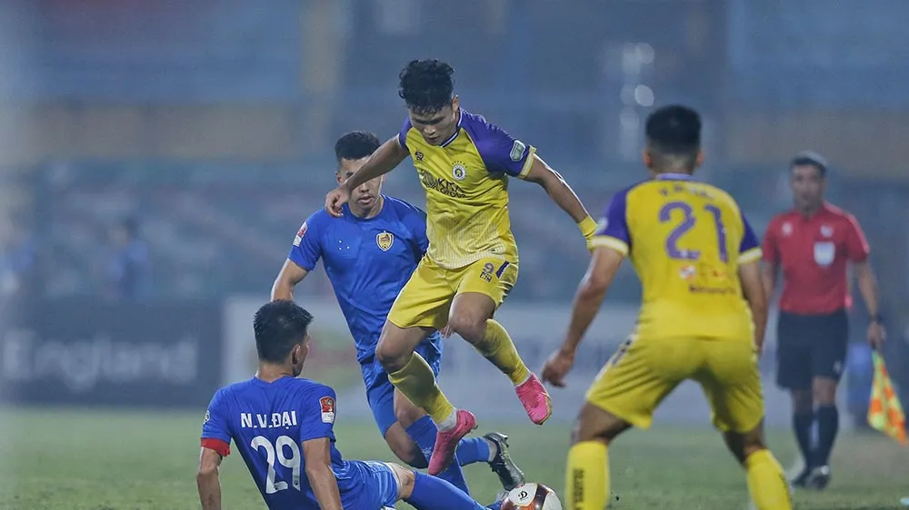 Cuộc so tài ở trận lượt đi với chiến thắng 3-1 nghiêng về Hà Nội FC