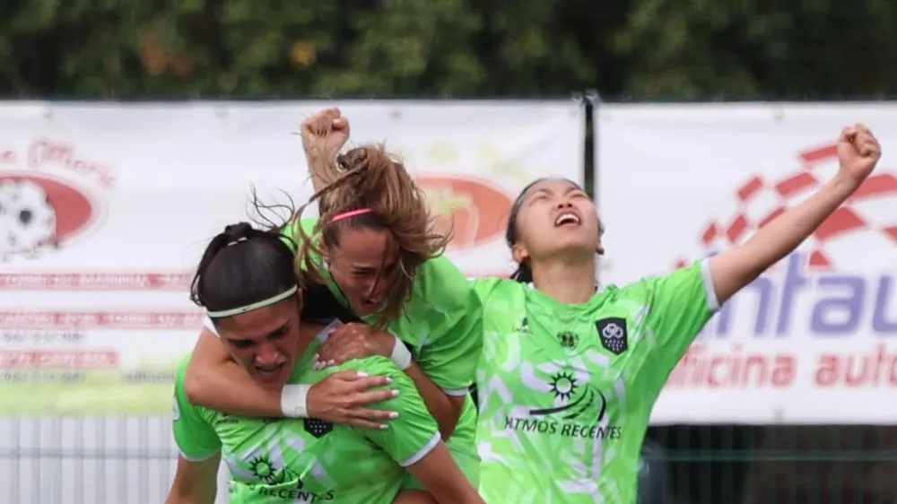 Huỳnh Như tỏa sáng giúp Lank FC trụ hạng trước khi chia tay