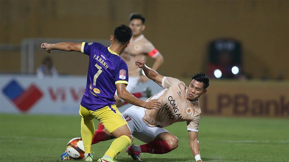 CAHN đang hụt hơi trong cuộc đua top đầu bảng