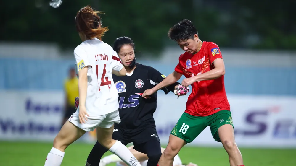 Tuyết Ngân, tác giả bàn mở tỷ số cho TPHCM I