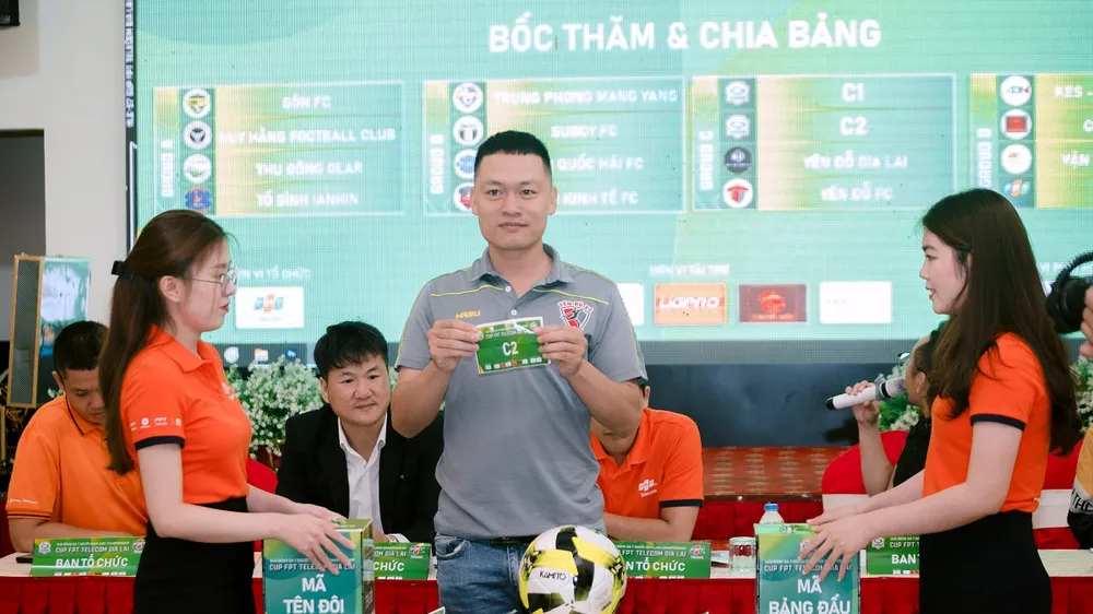 Có 8 đội tham dự mùa giải 2024