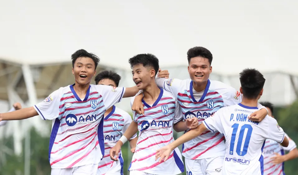 U15 SLNA khởi đầu thuận lợi sau chiến thắng 3-0 trước HA.GL