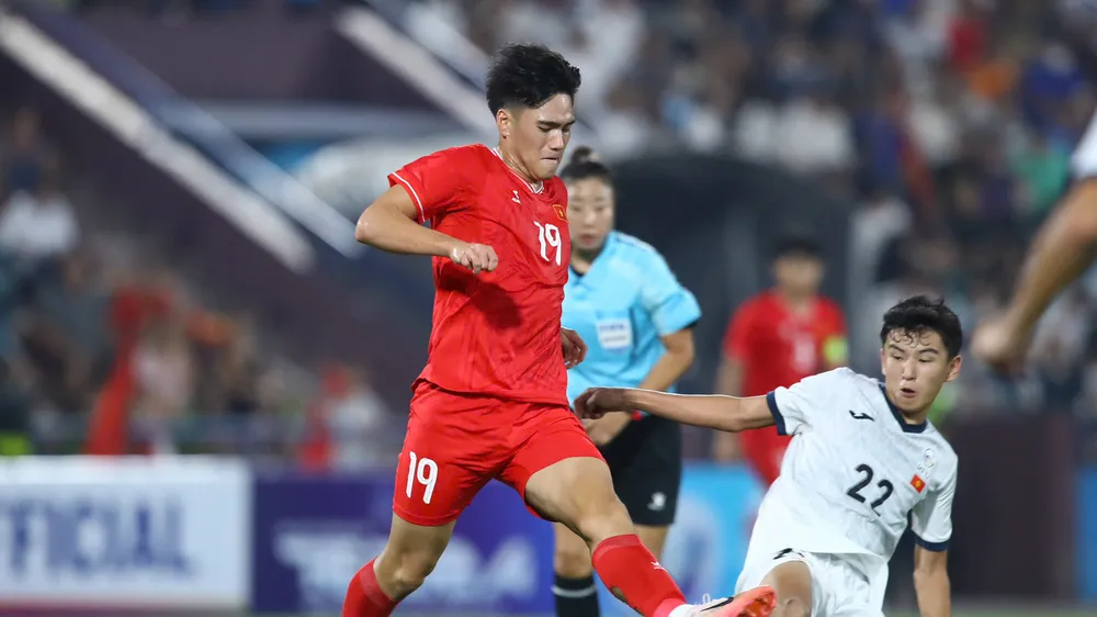 Các chân sút U17 Việt Nam đã phung phí quá nhiều cơ hội. Ảnh: MINH HOÀNG