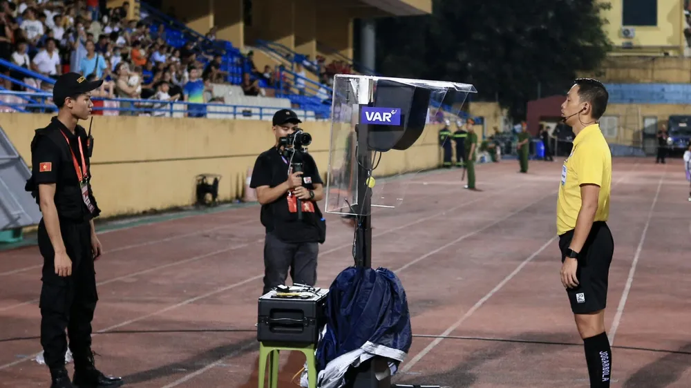 VAR sẽ phủ ở tất cả 6 trận tại vòng 7 V-League 2024-2025