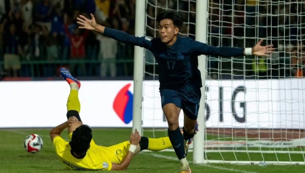 Campuchia đánh rơi chiến thắng trong cuộc so tài với Malaysia. Ảnh: ASEAN Cup