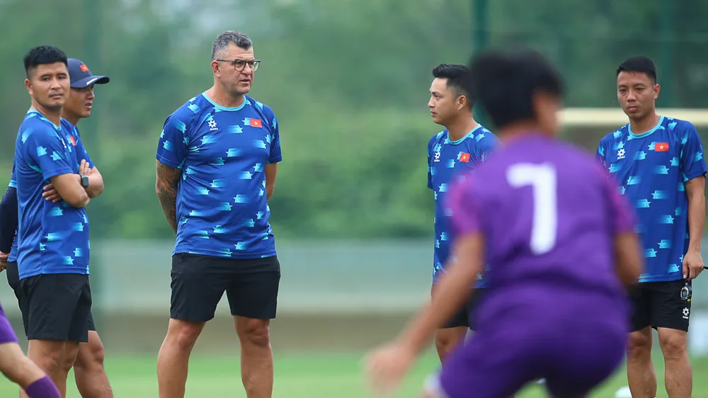 Thầy trò đội tuyển U17 Việt Nam sẽ có chuyến tập huấn tại Oman vào cuối tháng 3.