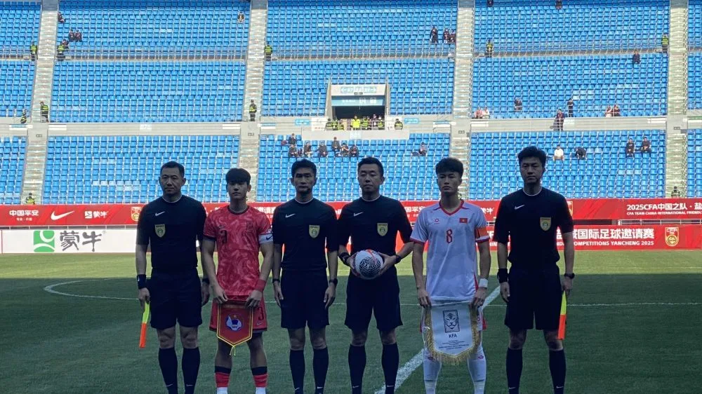 U22 Việt Nam bị U22 Hàn Quốc chia điểm vài phút bù giờ.