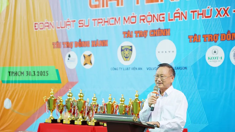 Chủ nhiệm Đoàn Luật sư TPHCM Luật sư Nguyễn Văn Trung phát biểu tại lễ khai mạc