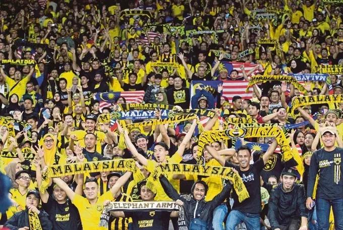 Khán đài sân Bukit Jalil có dấu hiệu giảm nhiệt trước cuộc so tài giữa Malaysia và Việt Nam. Ảnh: FAM