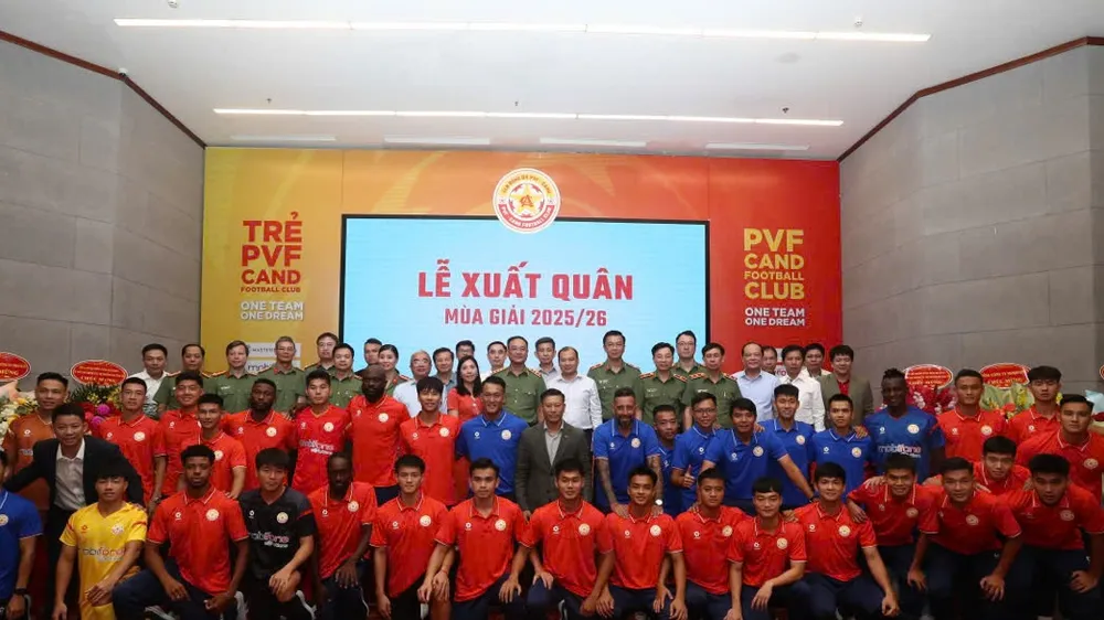 Cả hai CLB của PVF cùng đồng loạt xuất quân vào ngày 12-8.
