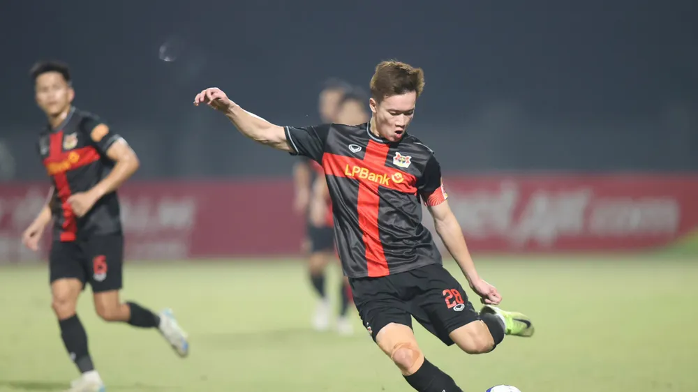 Hoàng Đức tiếp tục tỏa sáng trong đội hình Ninh Bình. Ảnh: NBFC