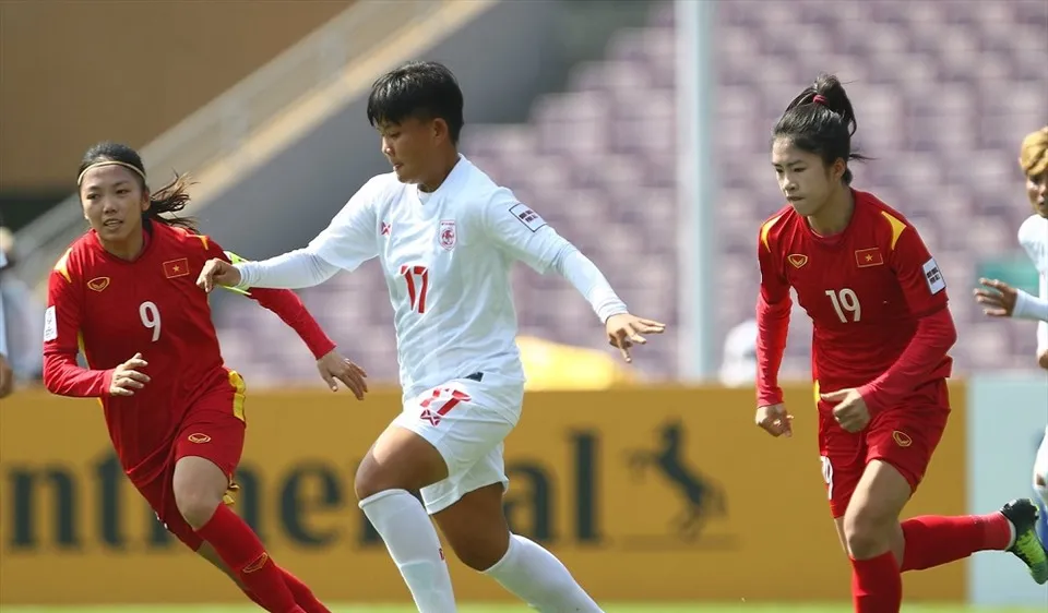 Đội tuyển nữ Việt Nam sẽ tranh vé vào bán kết với đội tuyển Myanmar vào ngày 11-12.