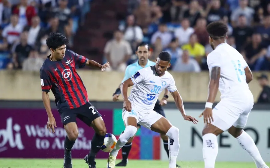 Trua Bangkok United trong trận hòa Nam Định ở vòng đấu bảng Cúp C1 Đông Nam Á 2025-2026.