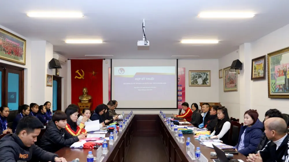 Toàn cảnh buổi họp kỹ thuật vào ngày 6-1