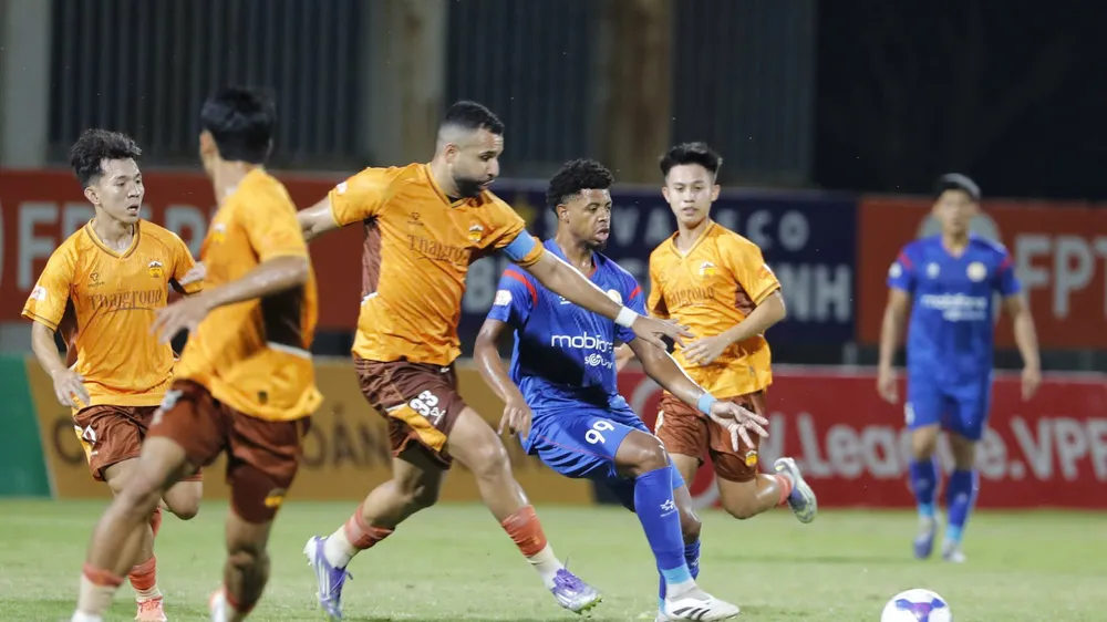 Cả PVF lẫn HA.GL đang cùng kẹt ở khu vực cuối bảng xếp hạng V-League với cùng 8 điểm.
