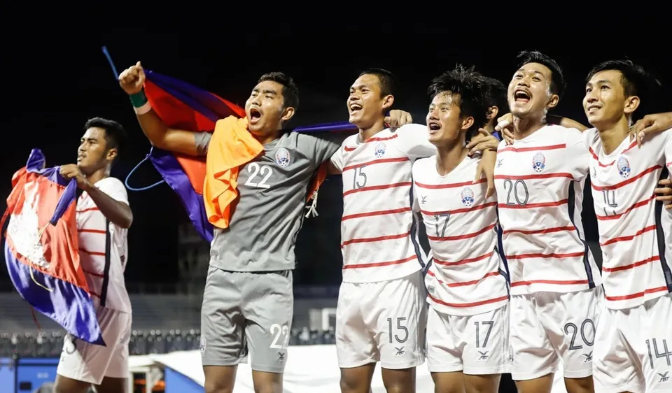 LĐBĐ Campuchia xây dựng lộ trình đưa đội tuyển nước này dự World Cup 2042.