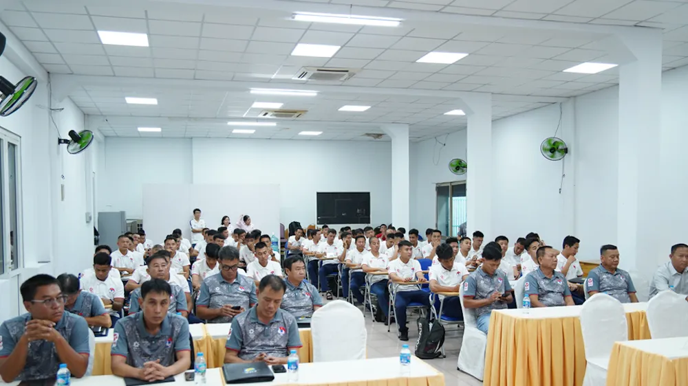 Toàn cảnh buổi khai mạc lớp tập huấn đợt 2 vào ngày 30-3.