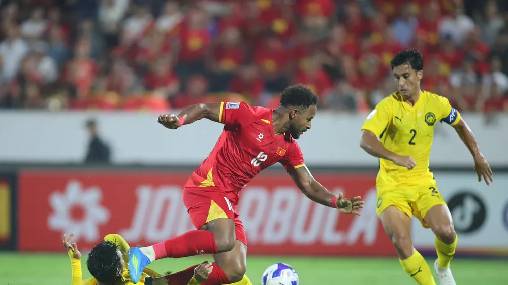 Xuân Son tỏa sáng trong chiến thắng 3-1 của đội tuyển Việt Nam trước Malaysia. Ảnh: MINH HOÀNG