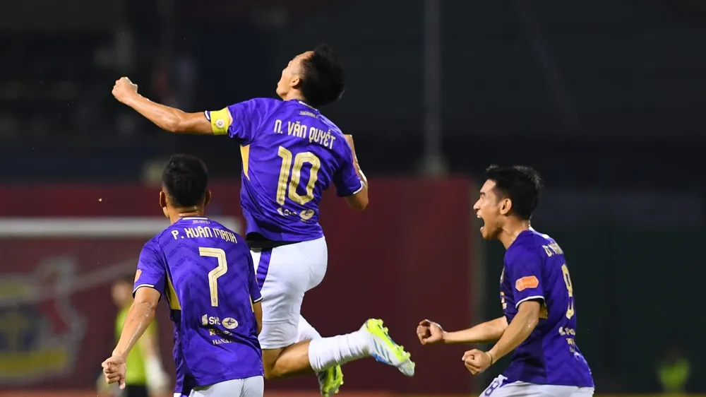Hà Nội FC sẽ vắng nhiều trụ cột ở trận tiếp đón Đà Nẵng sắp tới vì chấn thương và thẻ phạt.