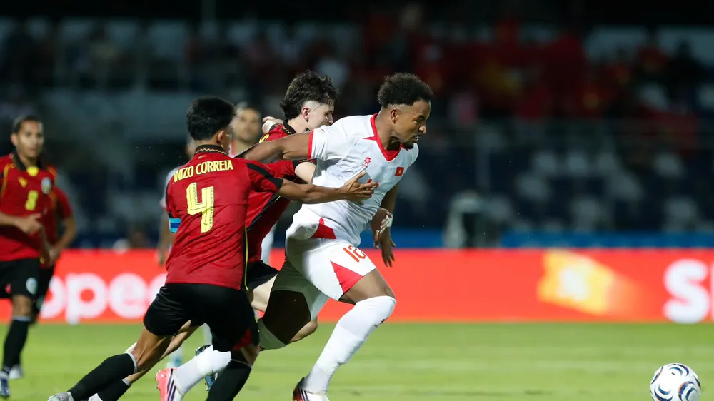 Nguyễn Xuân Son thể hiện sự càn lướt trước Timor Leste. ẢNH: ANH KHOA 