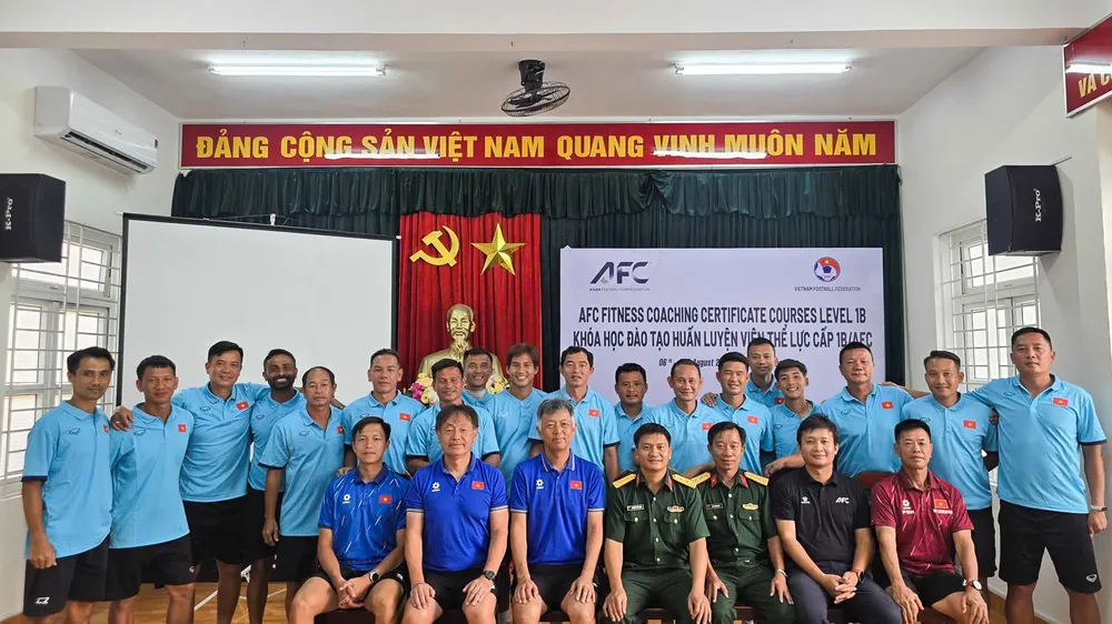 Khóa học có sự tham dự của 18 học viên đang công tác tại các CLB, trung tâm bóng đá.
