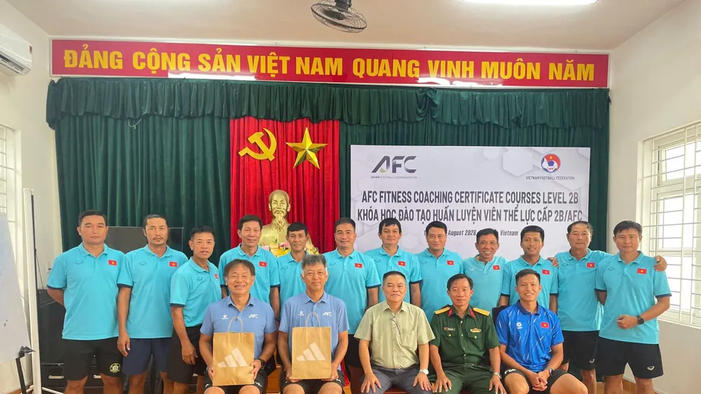 Có 11 học viên tham dự khóa học.