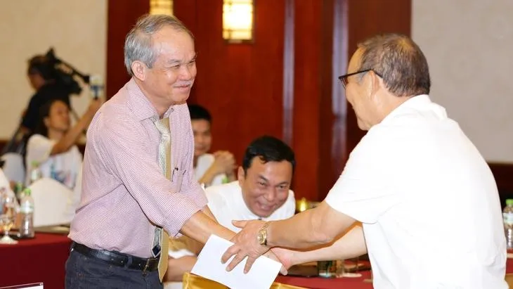 Bầu Đức nổi tiếng với những lần đột phá trong bóng đá. Ảnh: ANH KHOA