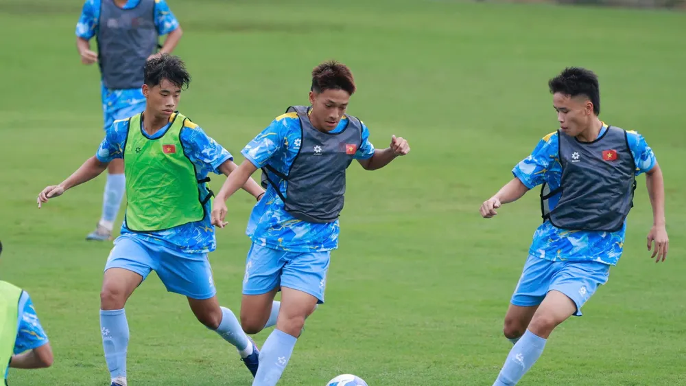 U16 Việt Nam bắt đầu rèn luyện chuẩn bị cho giải giao hữu quốc tế tại Trung Quốc sắp đến. Ảnh: VFF