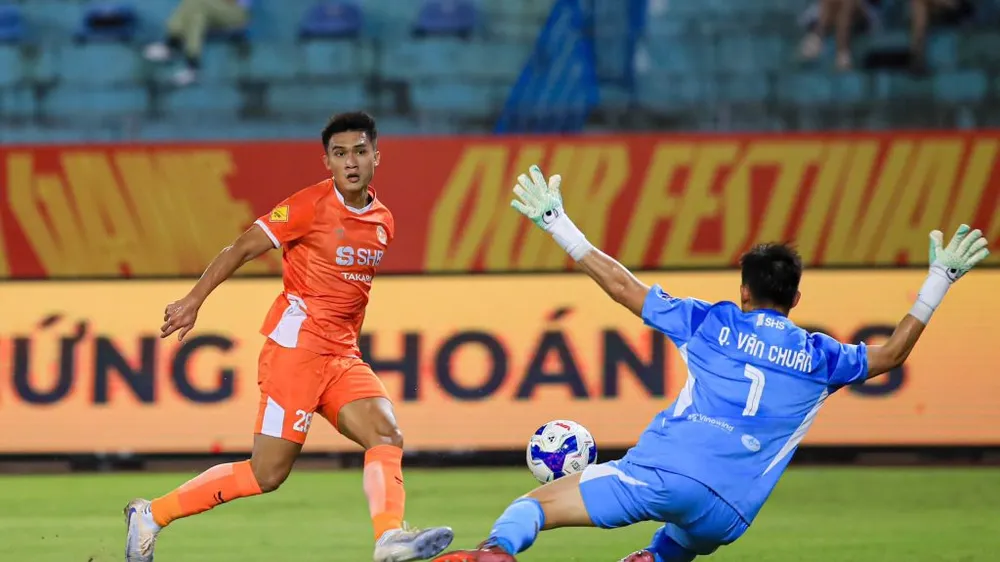Đà Nẵng gây bất ngờ khi loại Hà Nội FC từ loạt sút luân lưu 11m. Ảnh: PVF.
