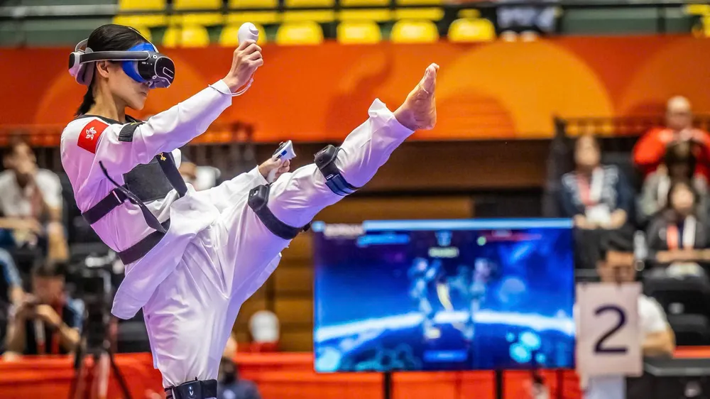Châu Lê Tuyết Sang giành Huy chương Bạc nội dung Taekwondo thực tế ảo cá nhân hỗn hợp. Ảnh: TÂM MINH