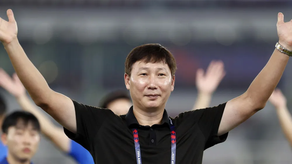HLV Kim Sang-sik sẽ có quà chia tay FIFA ASEAN Cup 2026 bằng tấm Huy chương đồng? Ảnh: ANH KHOA