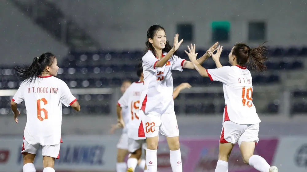 U17 nữ Việt Nam thắng áp đảo U17 nữ Quần đảo Bắc Mariana. Ảnh: ĐÔNG HUYỀN