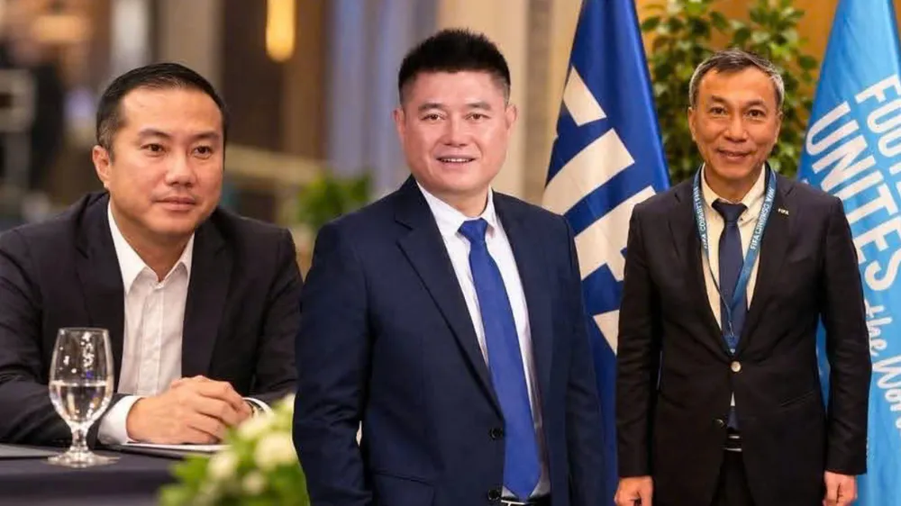 Ba ứng viên cho ghế Chủ tịch VFF (từ trái sang): Ông Nguyễn Xuân Vũ, ông Nguyễn Đức Thụy và ông Trần Quốc Tuấn.