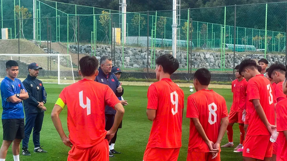 U17 Việt Nam sẽ có hai đợt tập huấn tại Hàn Quốc và UAE trước khi sang Qatar dự VCK U17 World Cup 2026. Ảnh: VFF