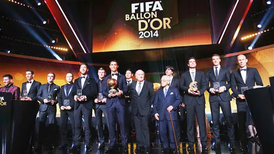 Cristiano Ronaldo lần thứ 2 liên tiếp đoạt Quả bóng vàng FIFA