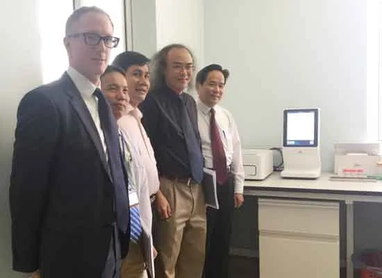 Tiếp cận công nghệ xét nghiệm đột biến gen EGFR cho người ung thư phổi