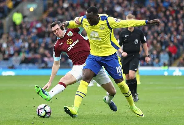 Everton (7) - Burnley (12): 3 điểm thẳng tiến