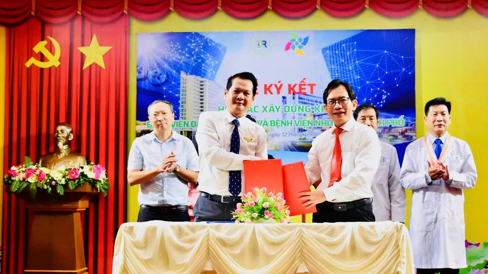 Hai bệnh viện ký thỏa thuận chia sẻ công cụ đánh giá KPI