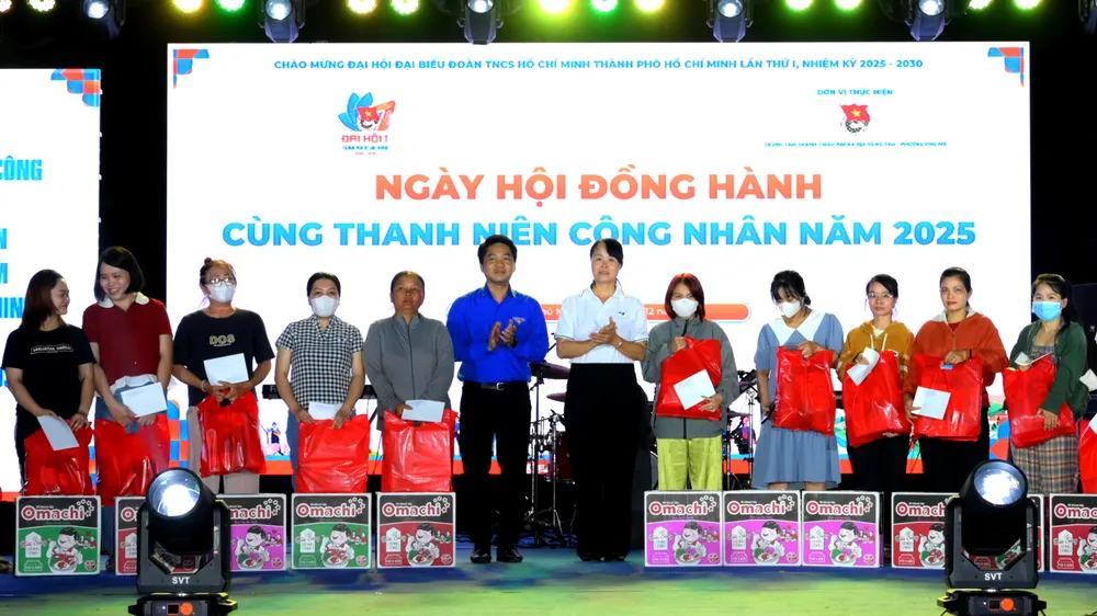 Phường Phú Mỹ: Sôi nổi Ngày hội “Đồng hành cùng thanh niên công nhân”