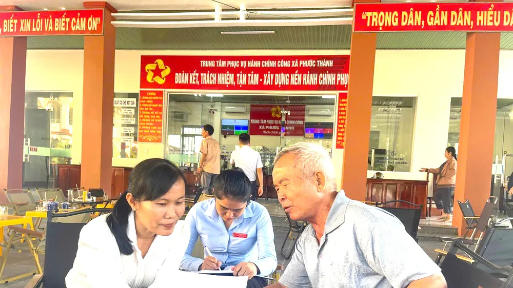 Xã Phước Thành cùng cà phê sáng với dân