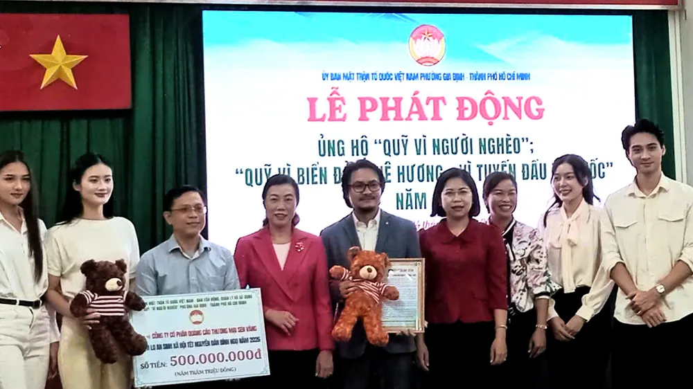 Phường Gia Định: Hơn 1,5 tỷ đồng ủng hộ người nghèo và Quỹ Vì biển đảo quê hương 