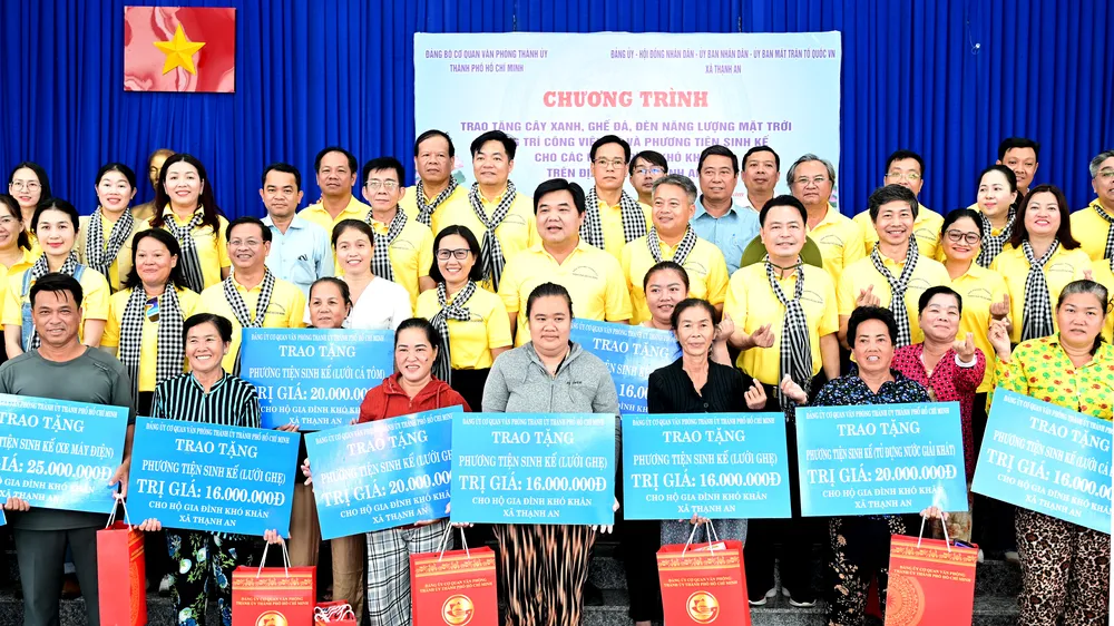Hỗ trợ sinh kế cho hộ nghèo ở xã đảo